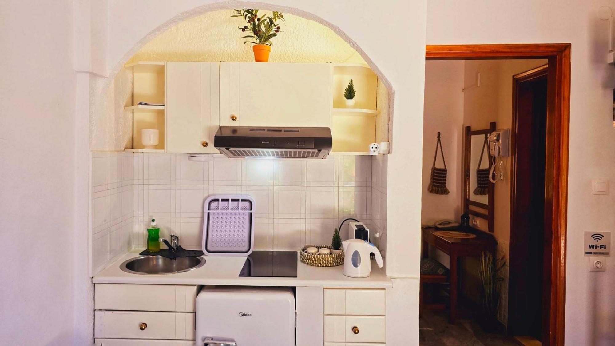 Michele Marie Apts Agia Pelagia  Extérieur photo