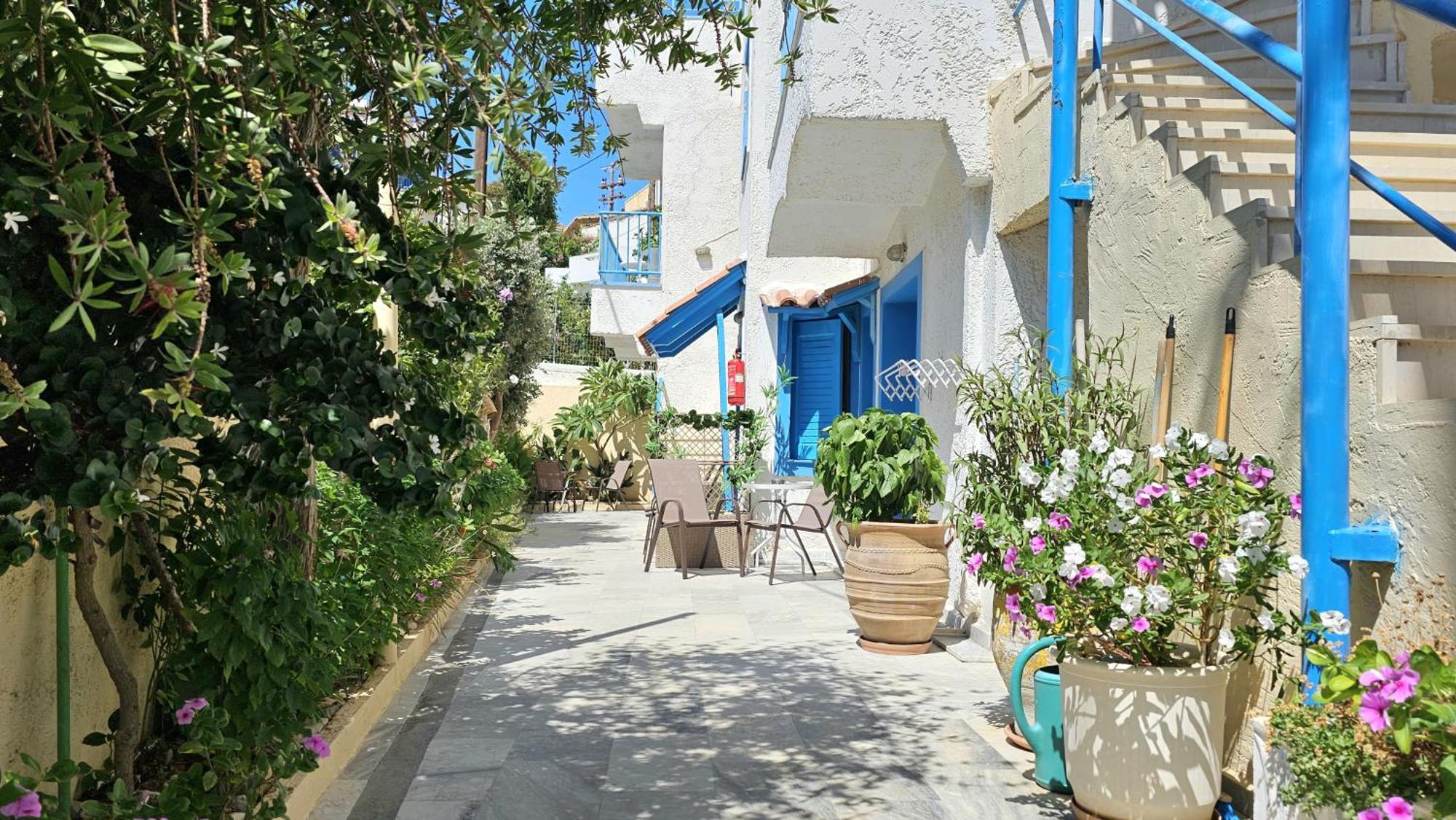 Michele Marie Apts Agia Pelagia  Extérieur photo