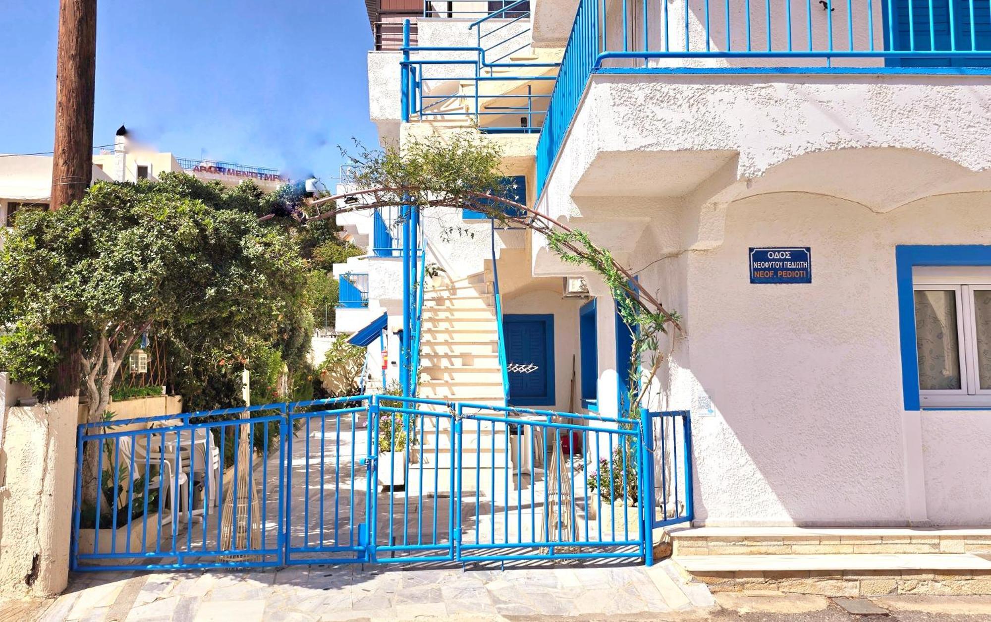 Michele Marie Apts Agia Pelagia  Extérieur photo