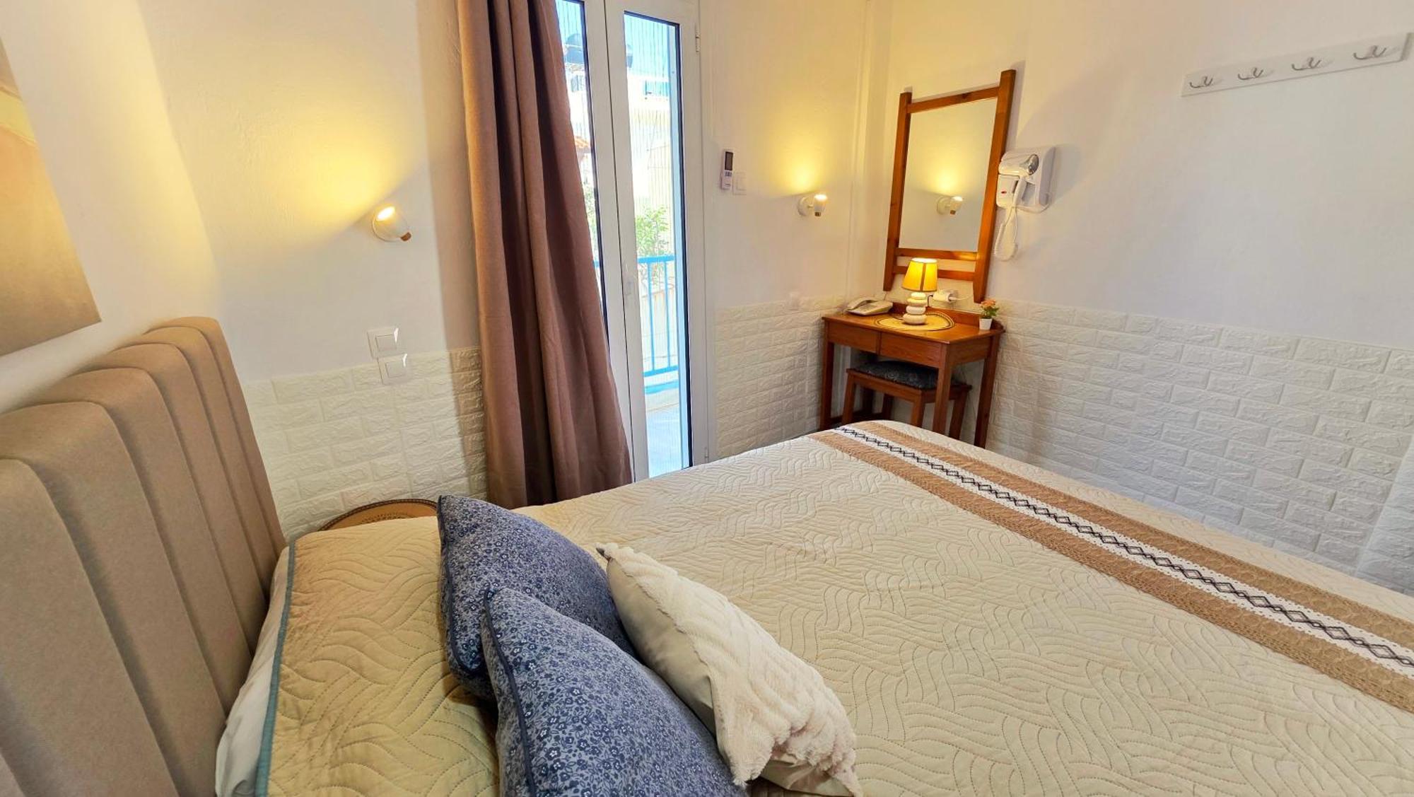 Michele Marie Apts Agia Pelagia  Extérieur photo